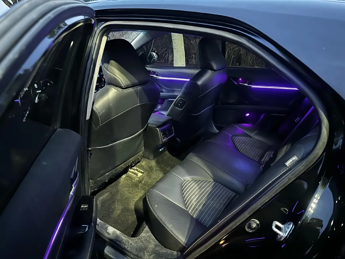 2023 Toyota Camry 2.5L 207HP L4 8AT,autocango,china used car exporter,china ev exporter,chinese used car exporter,chinese used ev exporter