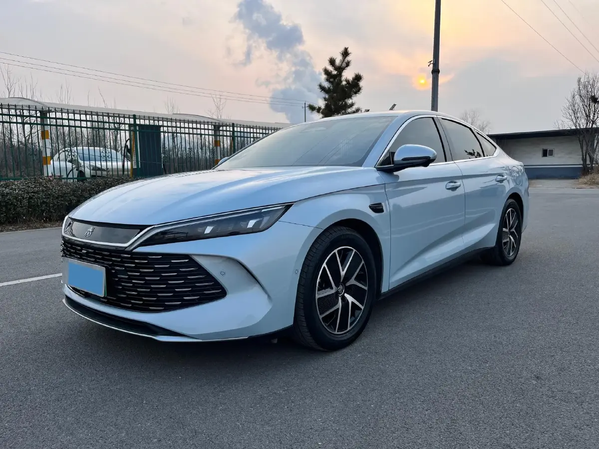 2025 BYD QinL 1.5L 101HP L4 E-CVT PHEV 10.08KWH