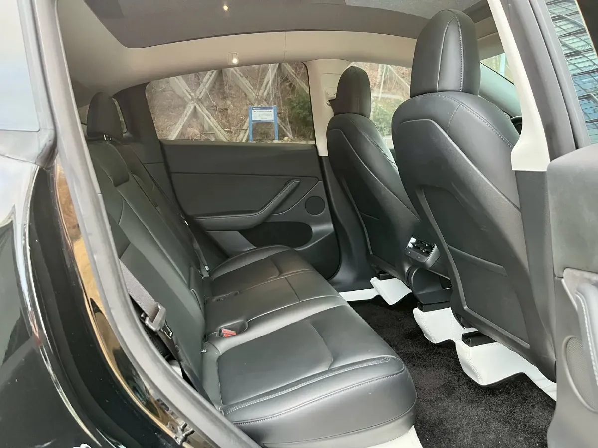 2021 Tesla Model Y BEV 60KWH,autocango,china used car exporter,china ev exporter,chinese used car exporter,chinese used ev exporter