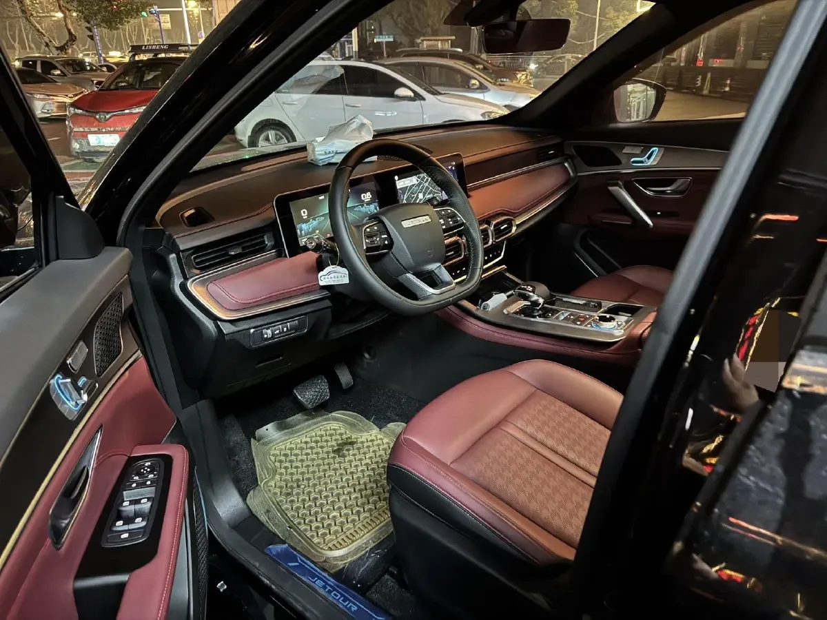 2025 Jetour X70 Plus 1.5T 156HP L4 6DCT,autocango,china used car exporter,china ev exporter,chinese used car exporter,chinese used ev exporter