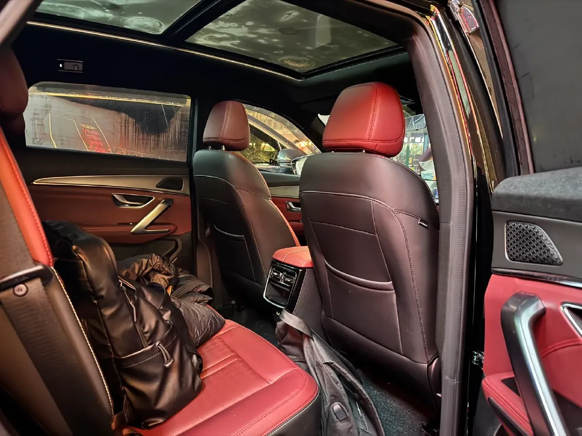 2025 Jetour X70 Plus 1.5T 156HP L4 6DCT,autocango,china used car exporter,china ev exporter,chinese used car exporter,chinese used ev exporter