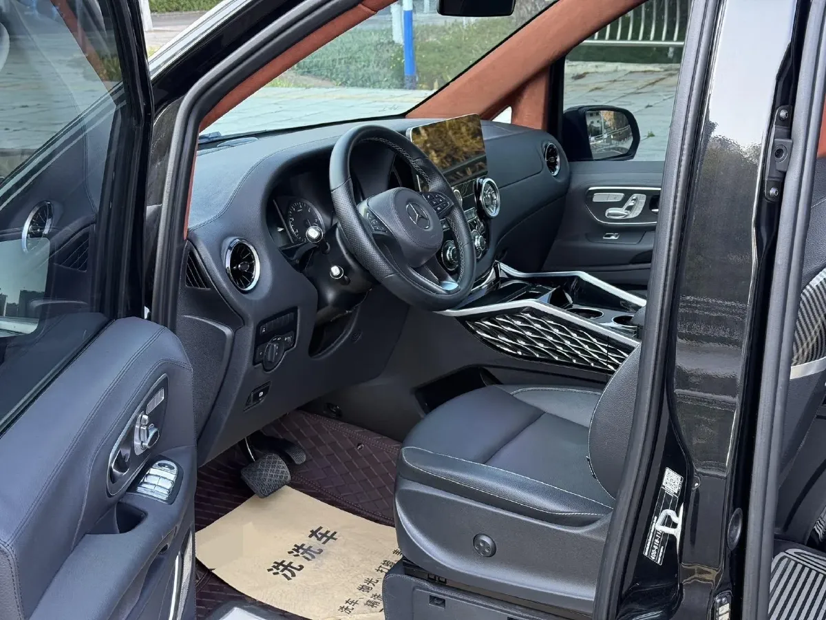2023 Mercedes-Benz Vito 2.0T 211HP L4 9AT,autocango,china used car exporter,china ev exporter,chinese used car exporter,chinese used ev exporter