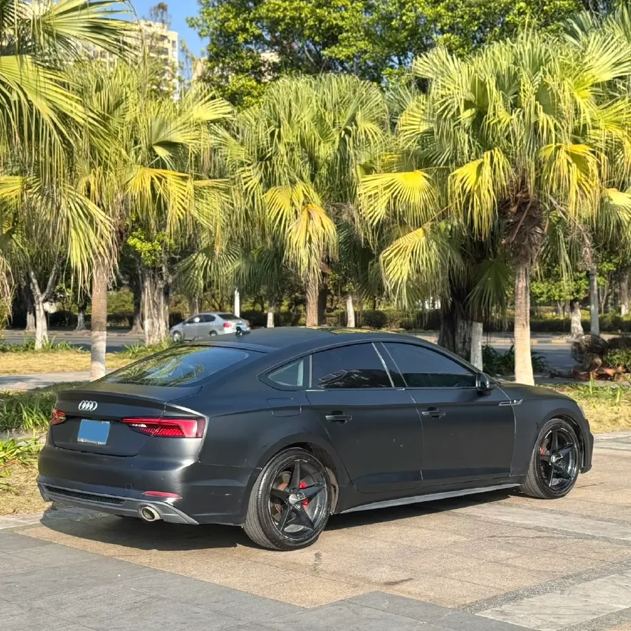 2019 Alfa Romeo Giulia 2.0T 280HP L4 8AT,autocango,china used car exporter,china ev exporter,chinese used car exporter,chinese used ev exporter