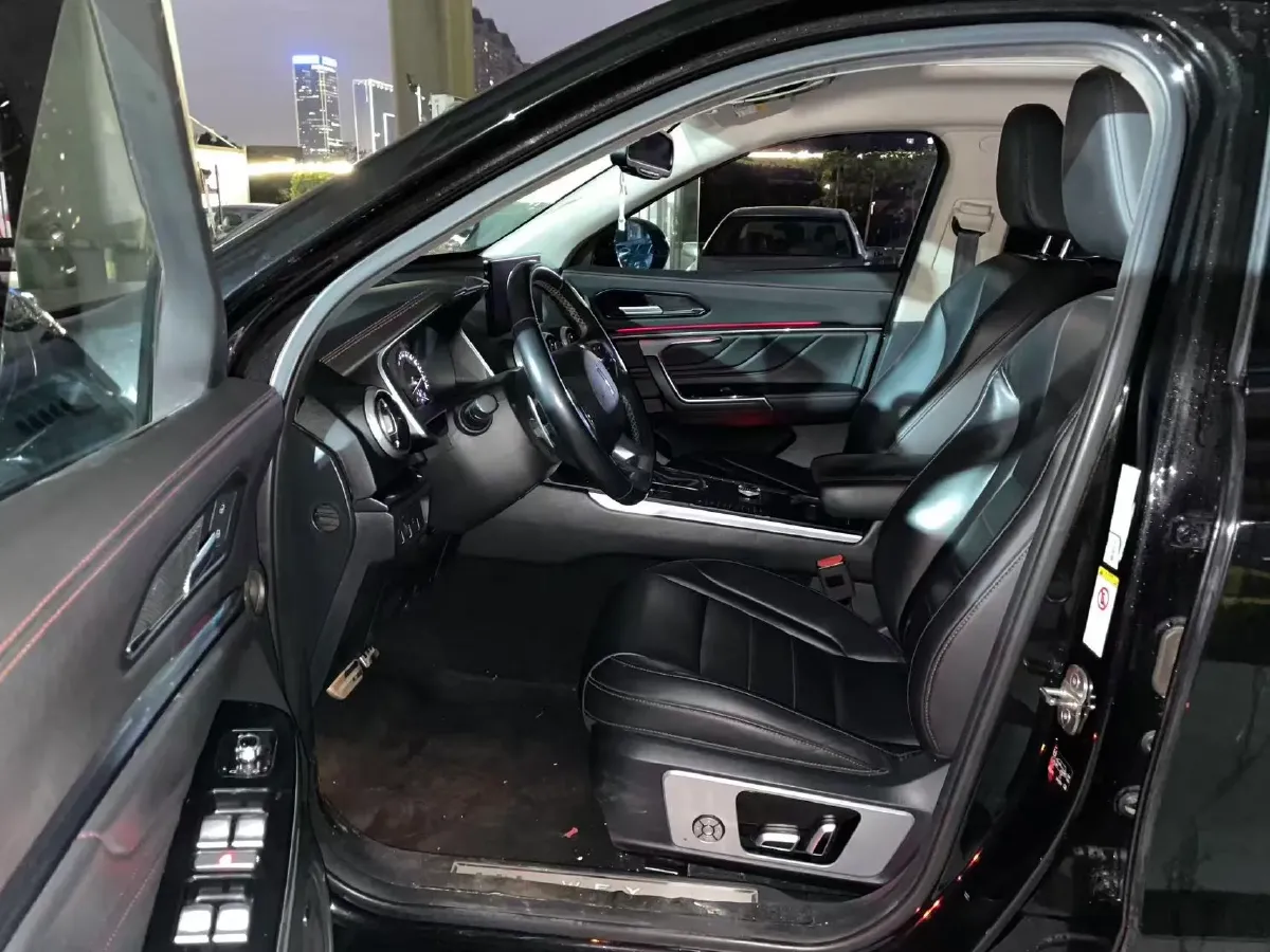 2017 WEY VV5 2.0T 197HP L4 7DCT,autocango,china used car exporter,china ev exporter,chinese used car exporter,chinese used ev exporter