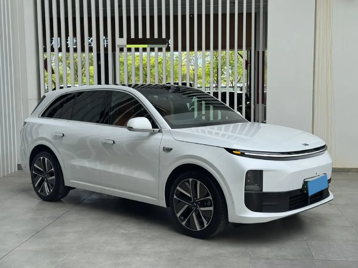 2025 Li L6 Range Extended 154HP L4 REEV,autocango,china used car exporter,china ev exporter,chinese used car exporter,chinese used ev exporter