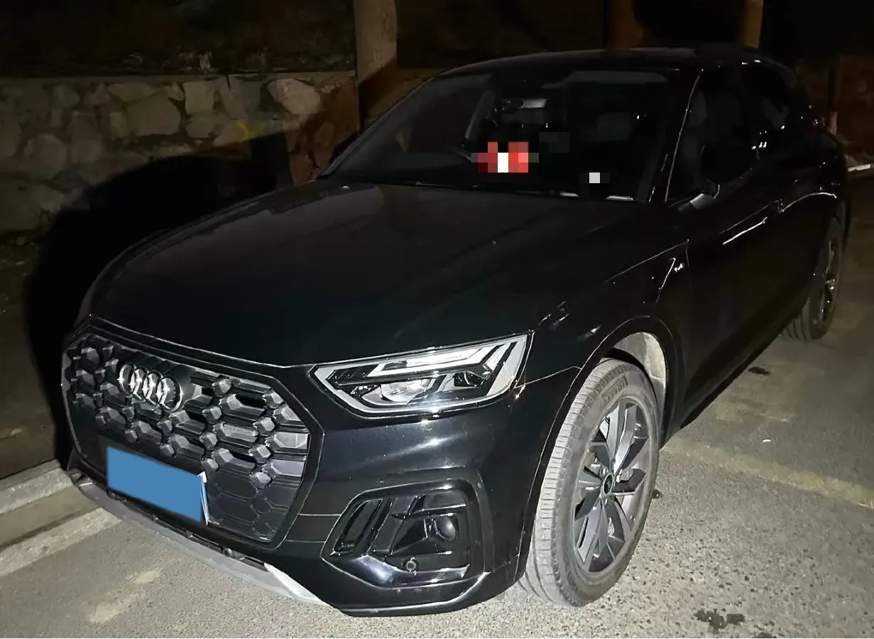 2023 Audi Q5L 2.0T 190HP L4 7DCT,autocango,china used car exporter,china ev exporter,chinese used car exporter,chinese used ev exporter