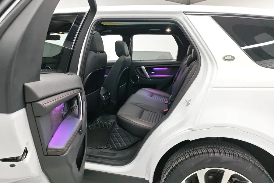 2020 Land Rover Discovery Sport 2.0T 249HP L4 9AT,autocango,china used car exporter,china ev exporter,chinese used car exporter,chinese used ev exporter