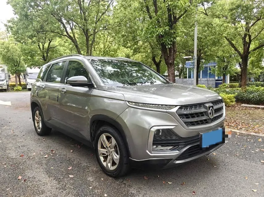 2019 BaoJun 530 1.5T 151HP L4 CVT,autocango,china used car exporter,china ev exporter,chinese used car exporter,chinese used ev exporter