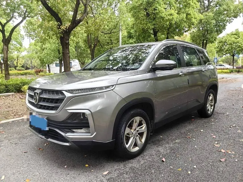 2019 BaoJun 530 1.5T 151HP L4 CVT,autocango,china used car exporter,china ev exporter,chinese used car exporter,chinese used ev exporter