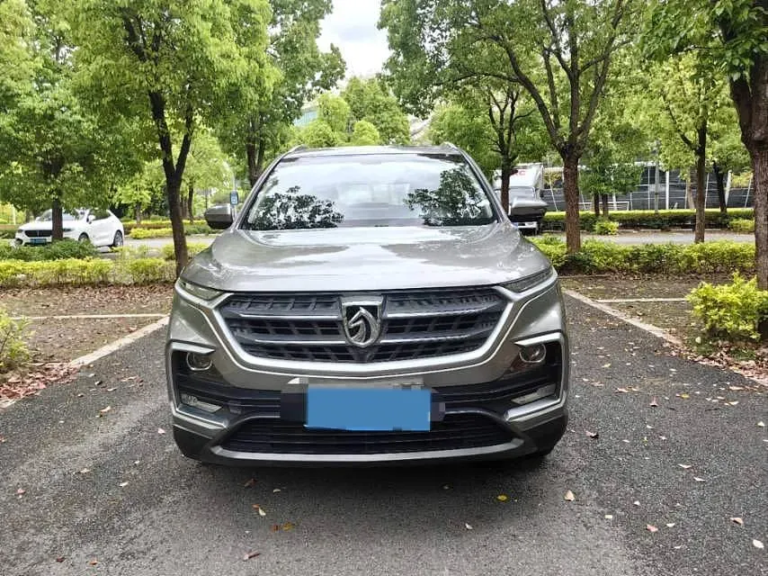 2019 BaoJun 530 1.5T 151HP L4 CVT,autocango,china used car exporter,china ev exporter,chinese used car exporter,chinese used ev exporter