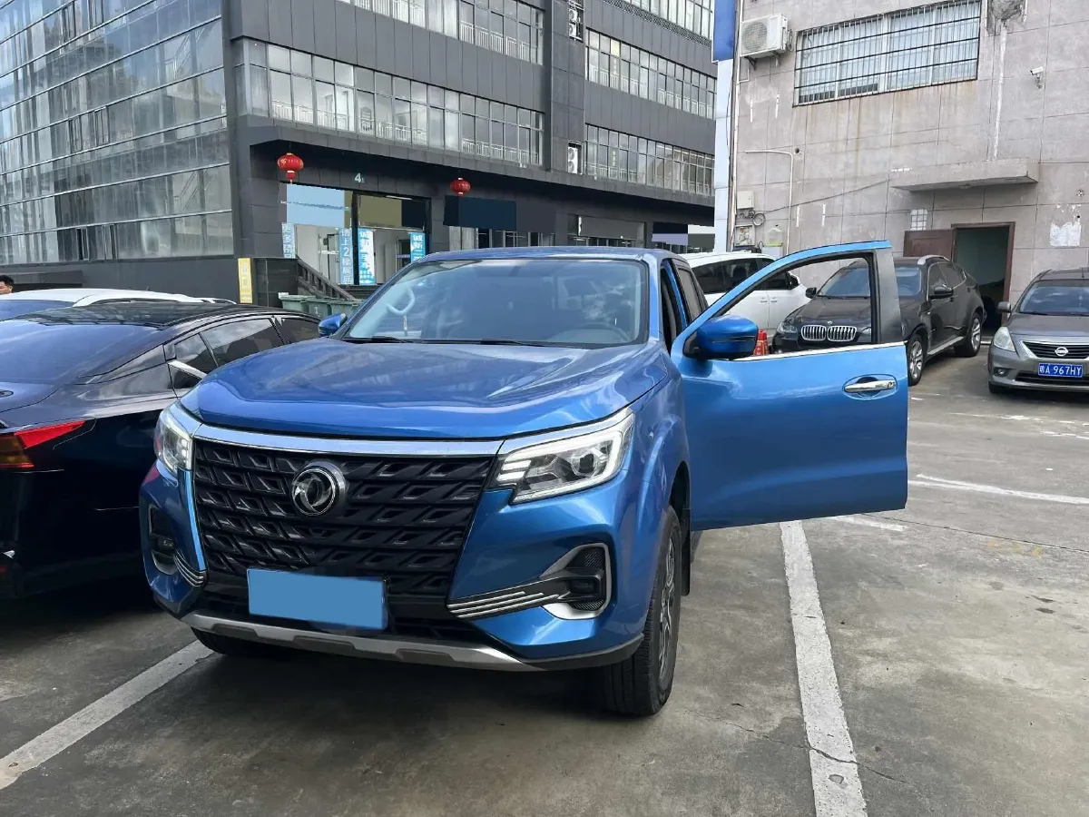 2022 Dongfeng RuiQi 7 2.3T 166HP L4 8AT,autocango,china used car exporter,china ev exporter,chinese used car exporter,chinese used ev exporter
