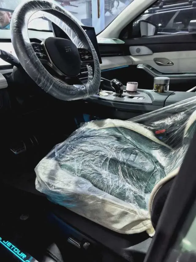 2023 Chery Tiggo 9 2.0T 261HP L4 8AT,autocango,china used car exporter,china ev exporter,chinese used car exporter,chinese used ev exporter