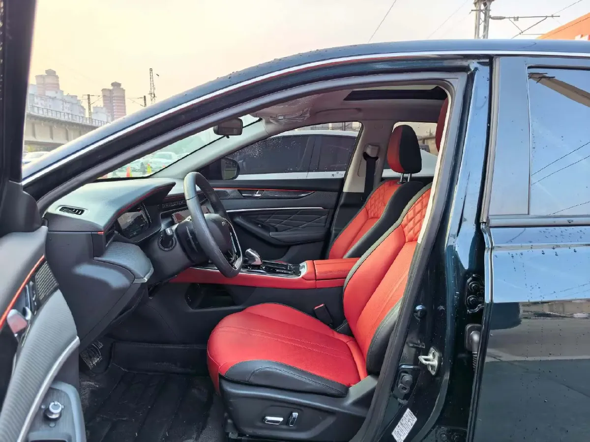 2021 DongFeng Aeolus YiXuan MAX 1.5T 190HP L4 7DCT,autocango,china used car exporter,china ev exporter,chinese used car exporter,chinese used ev exporter