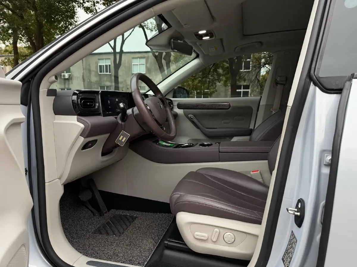 2021 Leapmotor C11 BEV 78.54KWH,autocango,china used car exporter,china ev exporter,chinese used car exporter,chinese used ev exporter