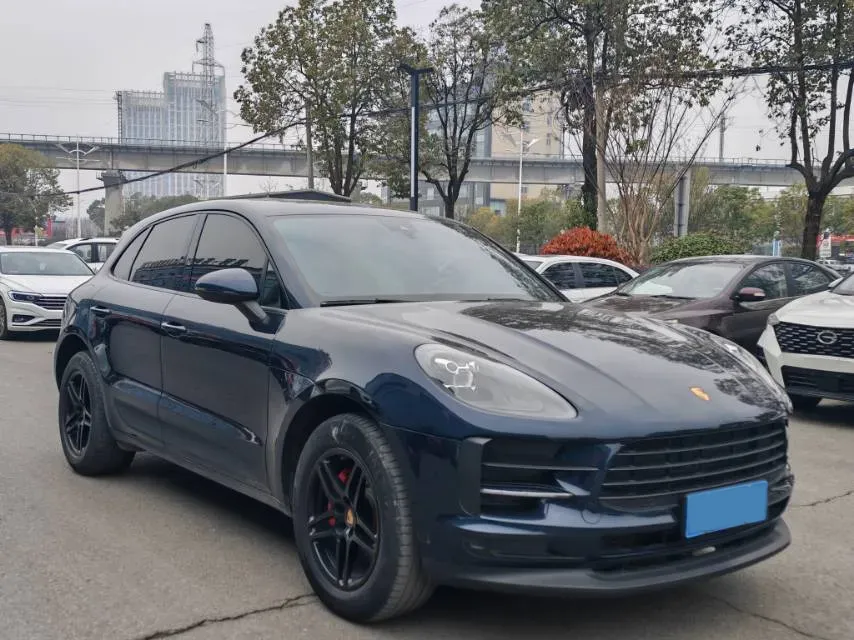 2018 Porsche Macan 2.0T 252HP L4 7DCT,autocango,china used car exporter,china ev exporter,chinese used car exporter,chinese used ev exporter