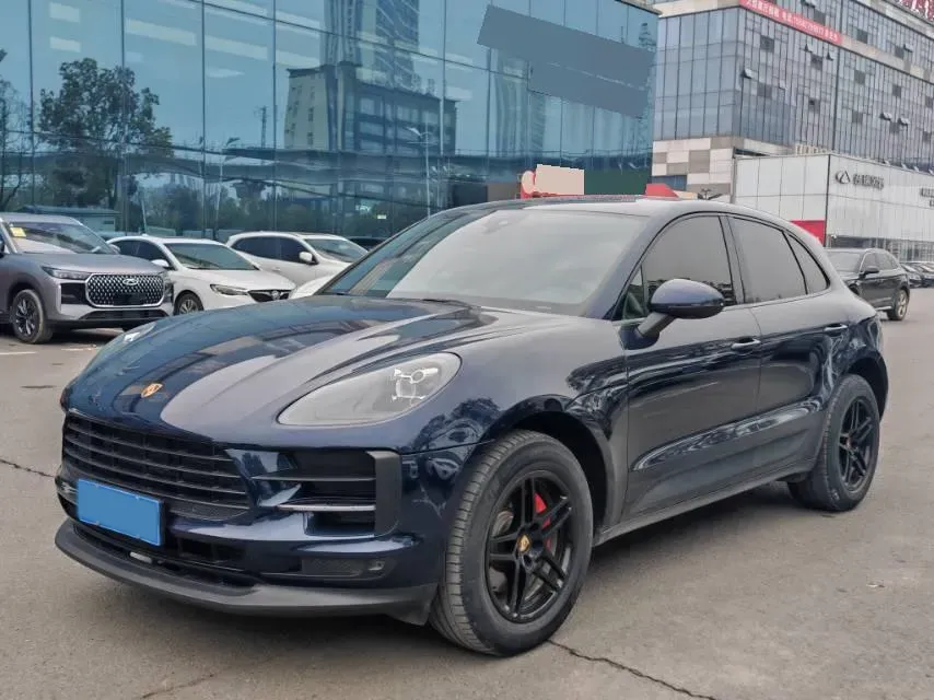 2018 Porsche Macan 2.0T 252HP L4 7DCT,autocango,china used car exporter,china ev exporter,chinese used car exporter,chinese used ev exporter