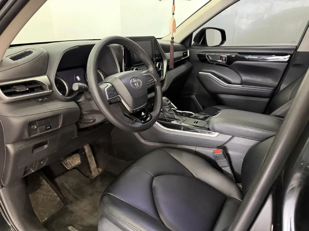 2023 Toyota Highlander 2.5L 189HP L4 E-CVT Hybrid,autocango,china used car exporter,china ev exporter,chinese used car exporter,chinese used ev exporter