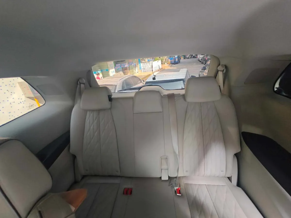 2021 Buick GL8 2.0T 237HP L4 9AT,autocango,china used car exporter,china ev exporter,chinese used car exporter,chinese used ev exporter