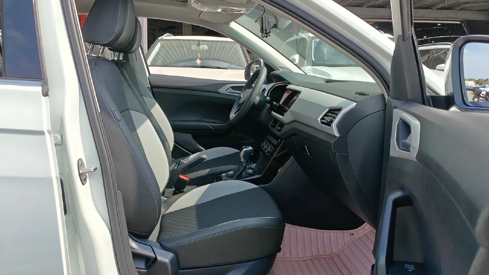 2021 Volkswagen Tacqua 1.5L 113HP L4 6AT,autocango,china used car exporter,china ev exporter,chinese used car exporter,chinese used ev exporter