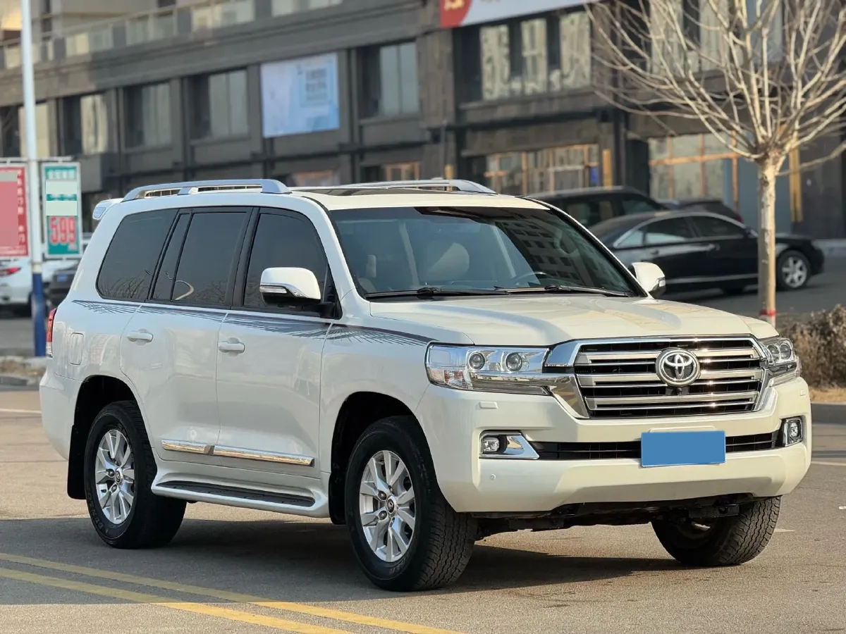 2019 Chevrolet Trax 1.0T 125HP L3 6AT,autocango,china used car exporter,china ev exporter,chinese used car exporter,chinese used ev exporter