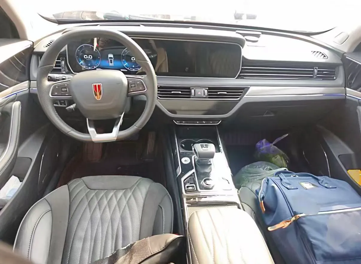 2022 HongQi HS5 2.0T 224HP L4 6AT,autocango,china used car exporter,china ev exporter,chinese used car exporter,chinese used ev exporter