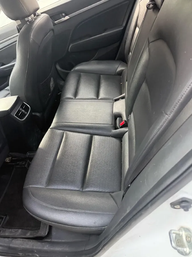 2019 Hyundai Elantra 1.5L 115HP L4 CVT,autocango,china used car exporter,china ev exporter,chinese used car exporter,chinese used ev exporter