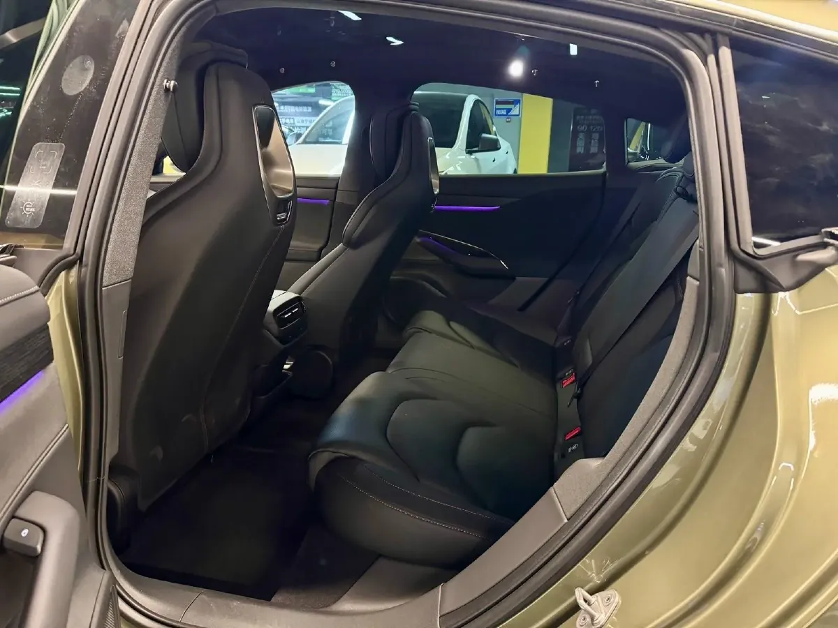 2024 MI SU7 BEV 94.3KWH,autocango,china used car exporter,china ev exporter,chinese used car exporter,chinese used ev exporter