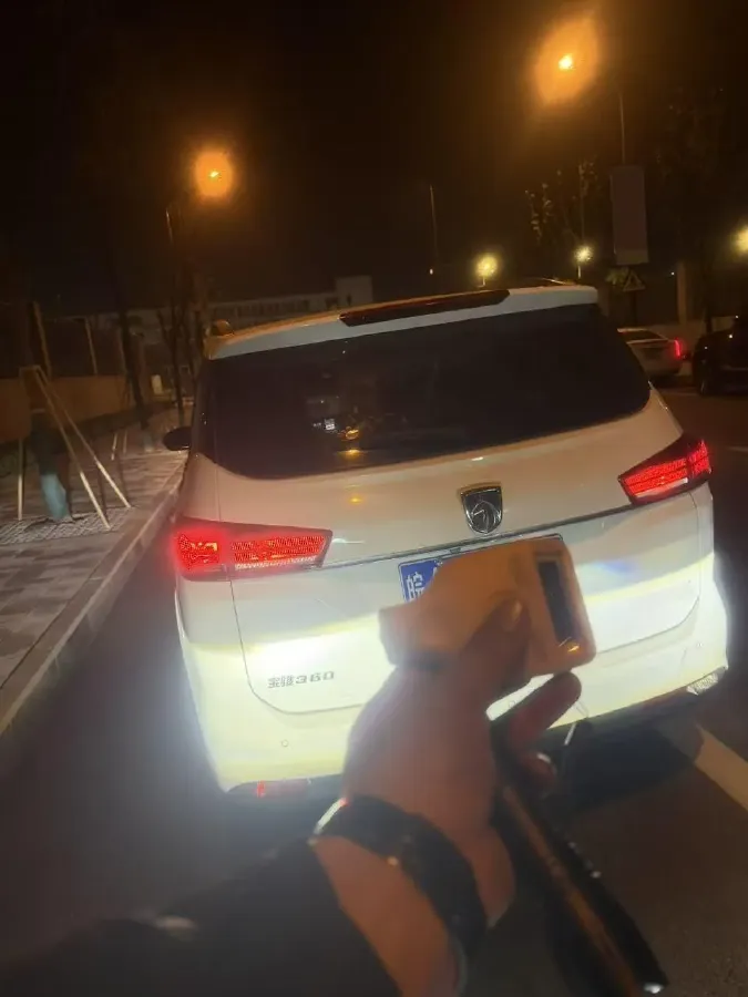 2019 BaoJun 360 1.5L 99HP L4 6MT,autocango,china used car exporter,china ev exporter,chinese used car exporter,chinese used ev exporter