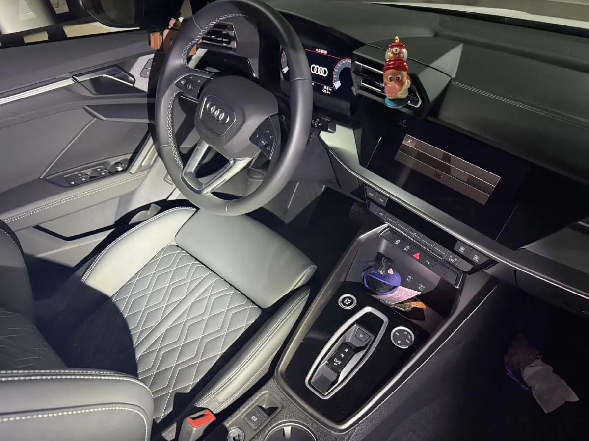 2025 Audi A3 1.5T 160HP L4 7DCT,autocango,china used car exporter,china ev exporter,chinese used car exporter,chinese used ev exporter