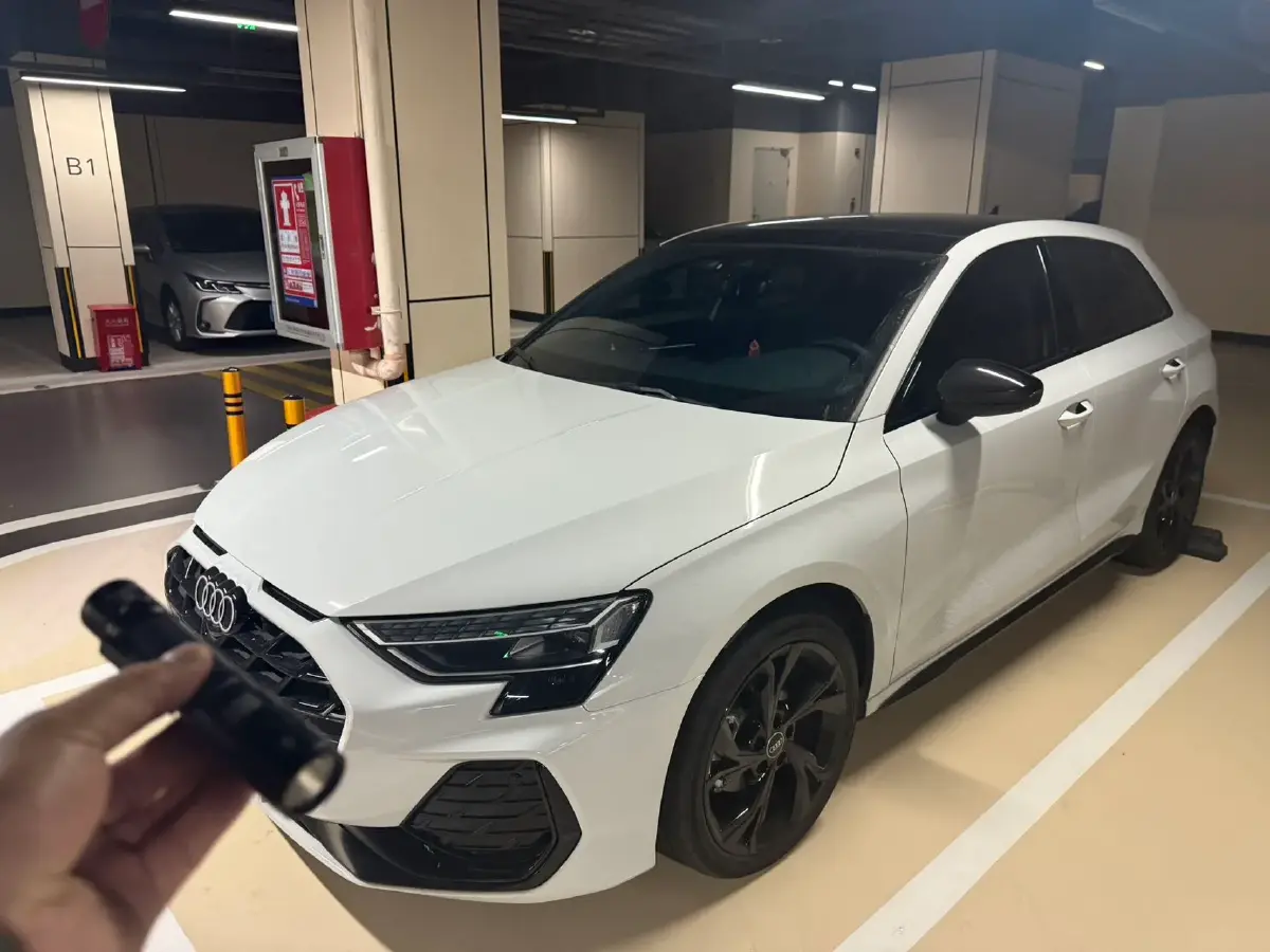 2025 Audi A3 1.5T 160HP L4 7DCT