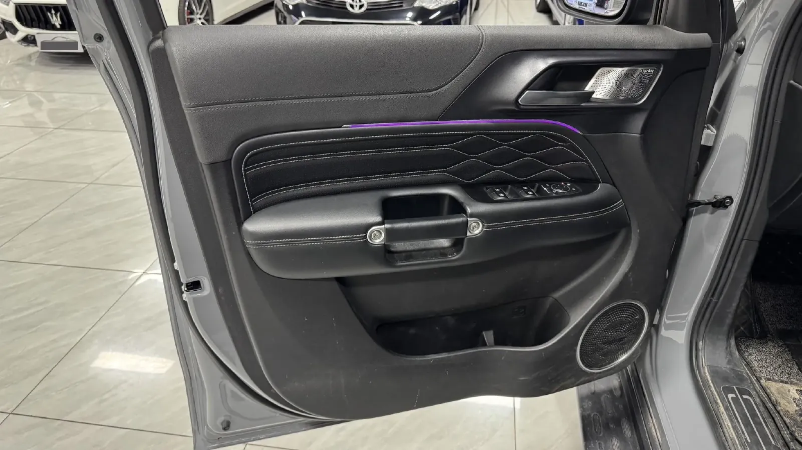 2021 Tank 300 2.0T 227HP L4 8AT,autocango,china used car exporter,china ev exporter,chinese used car exporter,chinese used ev exporter