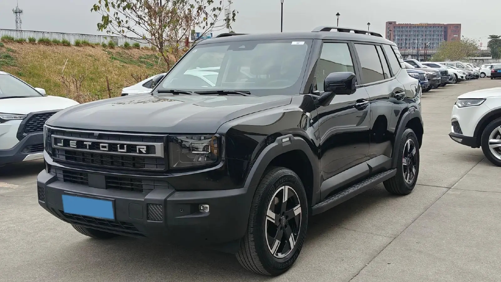 2025 Jetour Freeman 1.5T 184HP L4 7DCT