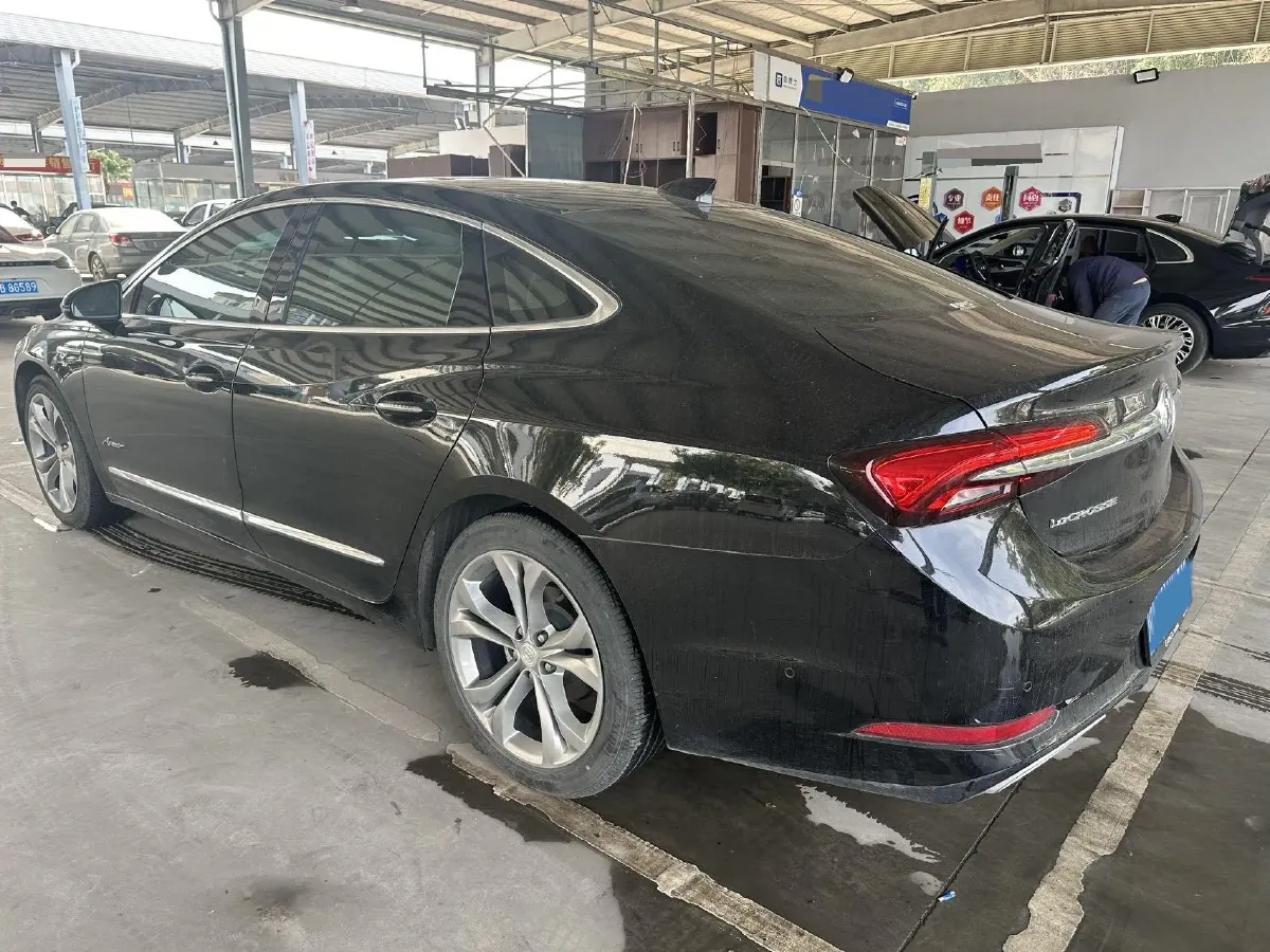 2022 Buick Larcosse 2.0T 237HP L4 9AT,autocango,china used car exporter,china ev exporter,chinese used car exporter,chinese used ev exporter