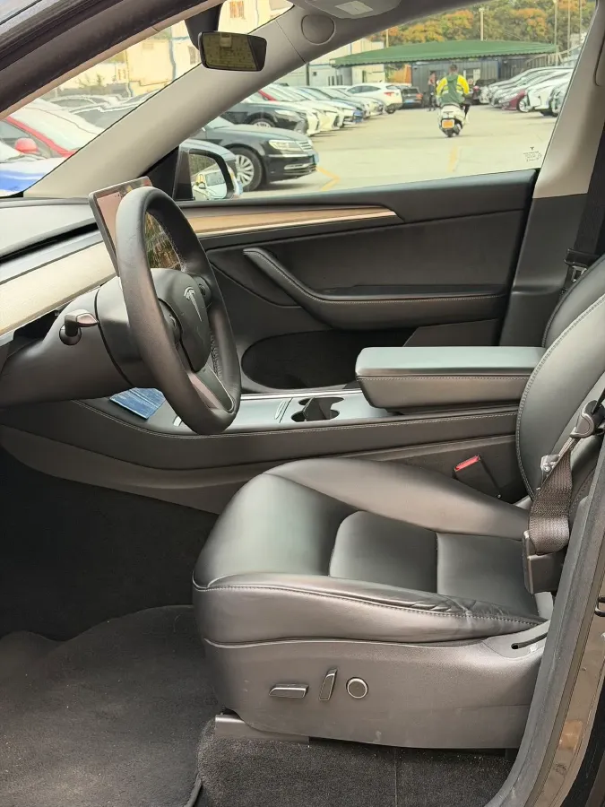 2021 Tesla Model Y BEV 60KWH,autocango,china used car exporter,china ev exporter,chinese used car exporter,chinese used ev exporter