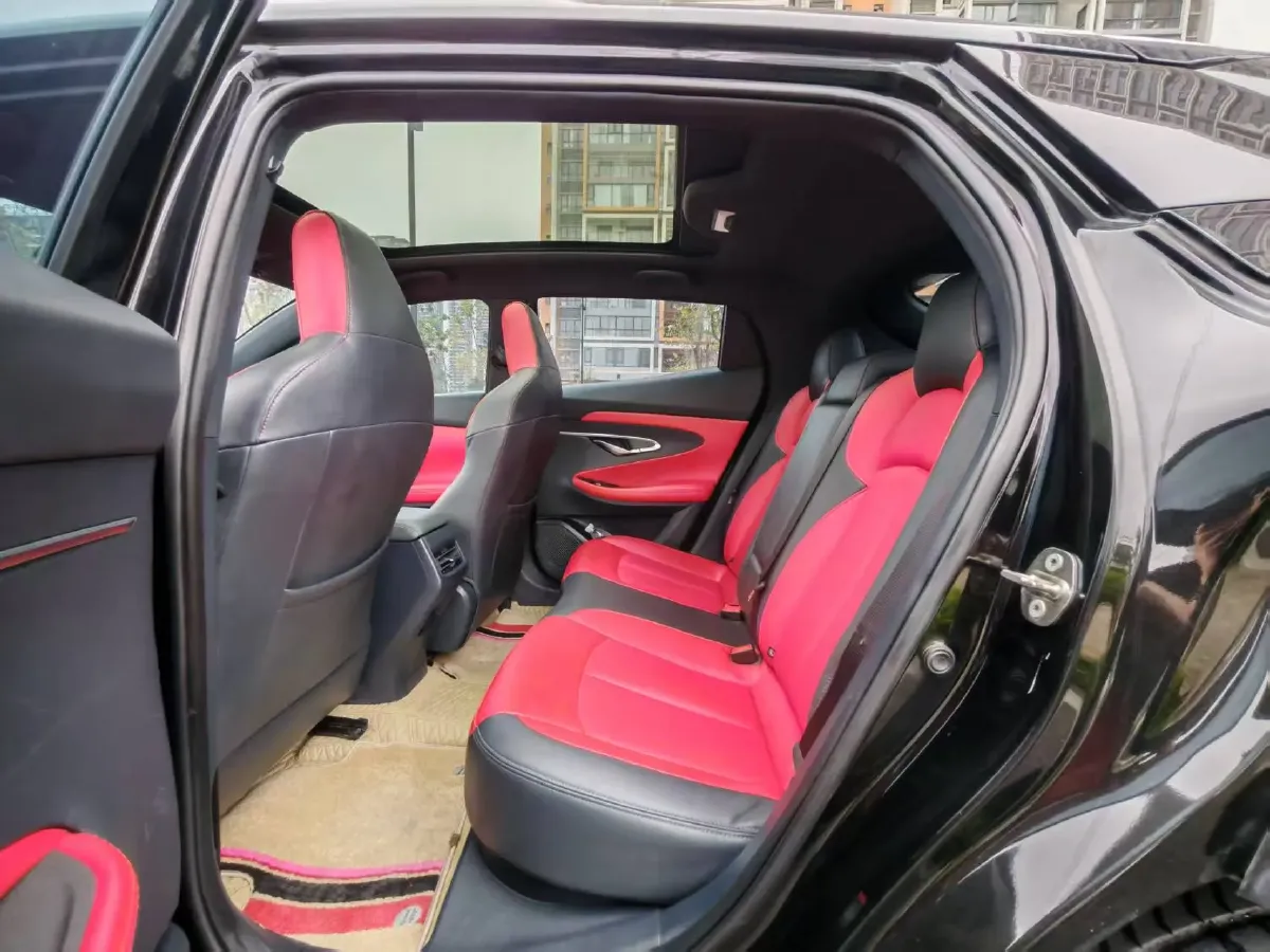 2022 ChangAn UNI-T 1.5T 188HP L4 7DCT,autocango,china used car exporter,china ev exporter,chinese used car exporter,chinese used ev exporter