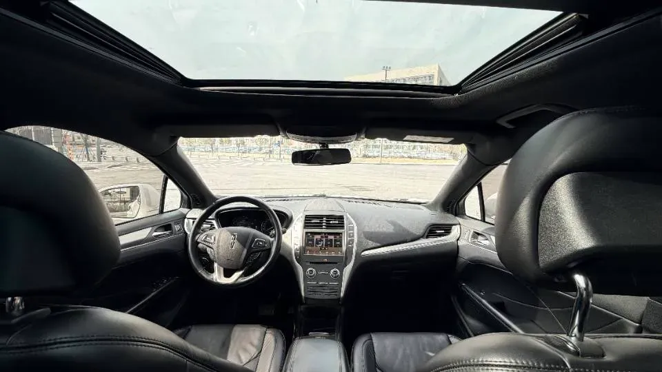 2017 Lincoln MKC 2.0T 203HP L4 6AT,autocango,china used car exporter,china ev exporter,chinese used car exporter,chinese used ev exporter