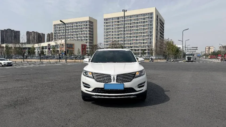 2017 Lincoln MKC 2.0T 203HP L4 6AT,autocango,china used car exporter,china ev exporter,chinese used car exporter,chinese used ev exporter