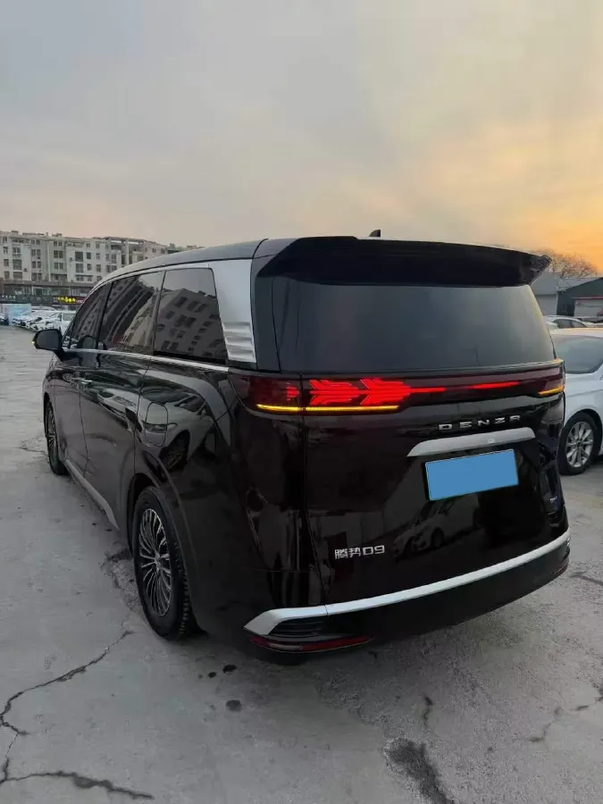 2024 Denza D9 1.5T 139HP L4 E-CVT PHEV 40KWH,autocango,china used car exporter,china ev exporter,chinese used car exporter,chinese used ev exporter