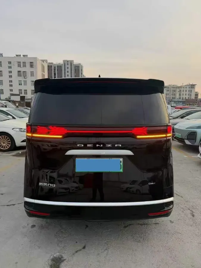 2024 Denza D9 1.5T 139HP L4 E-CVT PHEV 40KWH,autocango,china used car exporter,china ev exporter,chinese used car exporter,chinese used ev exporter