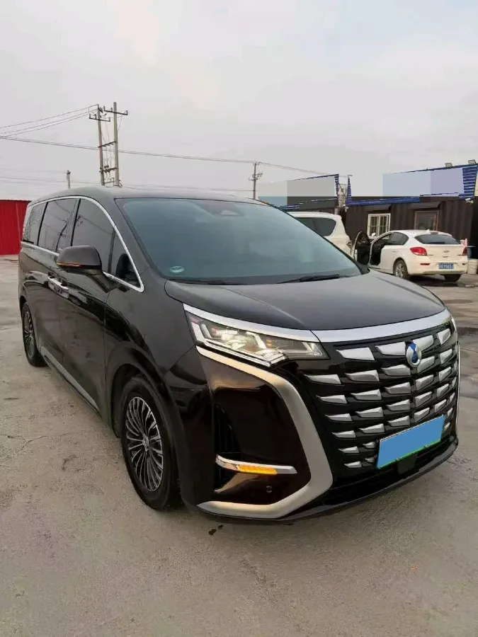 2024 Denza D9 1.5T 139HP L4 E-CVT PHEV 40KWH,autocango,china used car exporter,china ev exporter,chinese used car exporter,chinese used ev exporter