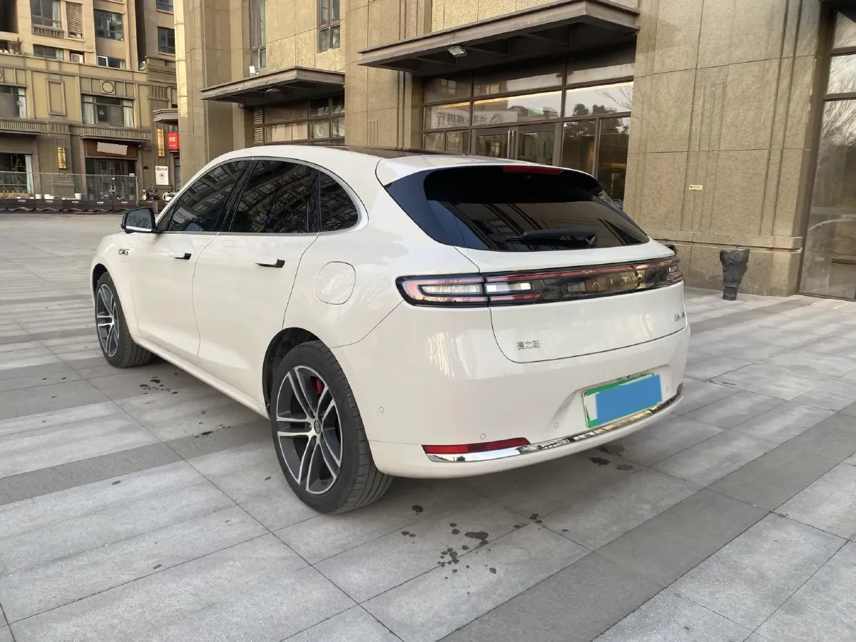 2025 AITO AITO M5 BEV 83KWH,autocango,china used car exporter,china ev exporter,chinese used car exporter,chinese used ev exporter