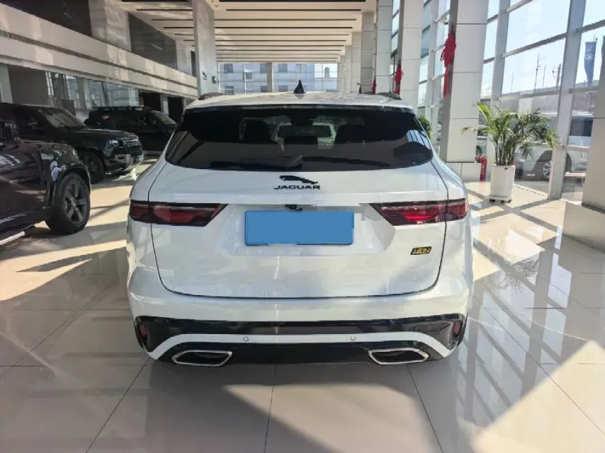 2025 Jaguar F-PACE 3.0T 400HP L6 8AT,autocango,china used car exporter,china ev exporter,chinese used car exporter,chinese used ev exporter