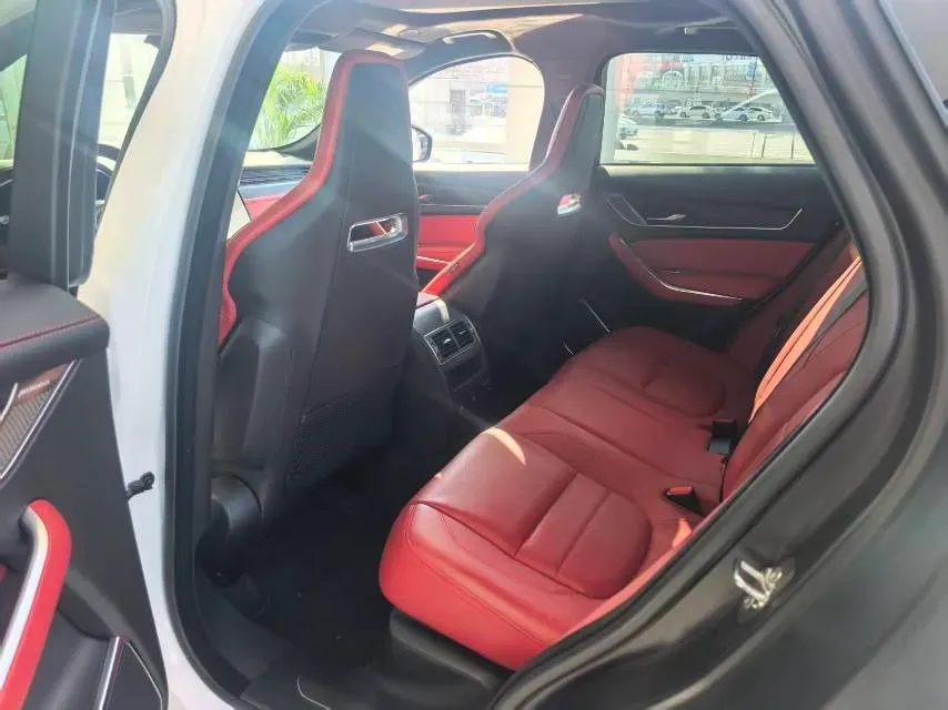 2025 Jaguar F-PACE 3.0T 400HP L6 8AT,autocango,china used car exporter,china ev exporter,chinese used car exporter,chinese used ev exporter