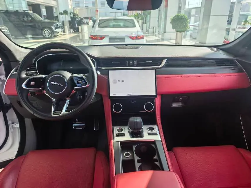 2025 Jaguar F-PACE 3.0T 400HP L6 8AT,autocango,china used car exporter,china ev exporter,chinese used car exporter,chinese used ev exporter