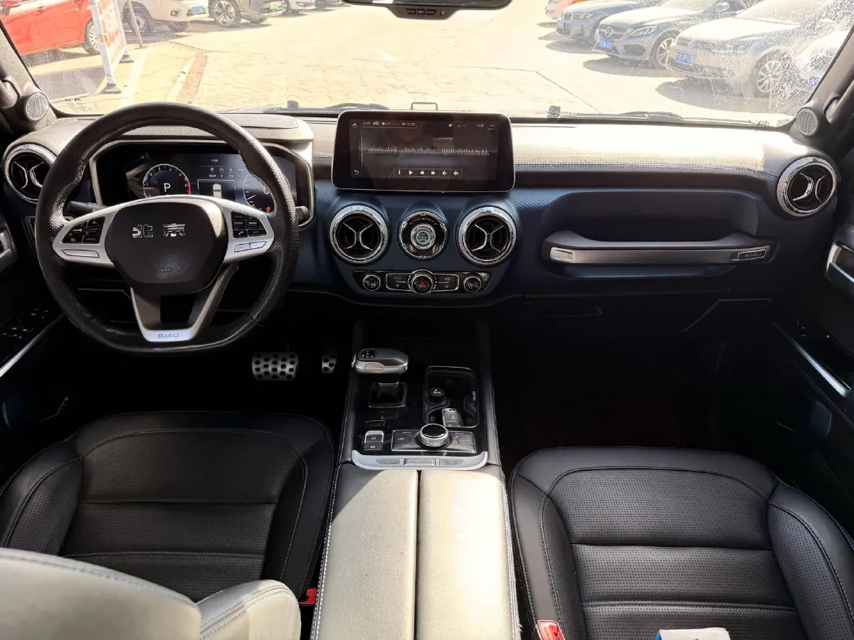 2020 Beijing BJ40 2.0T 224HP L4 8AT,autocango,china used car exporter,china ev exporter,chinese used car exporter,chinese used ev exporter