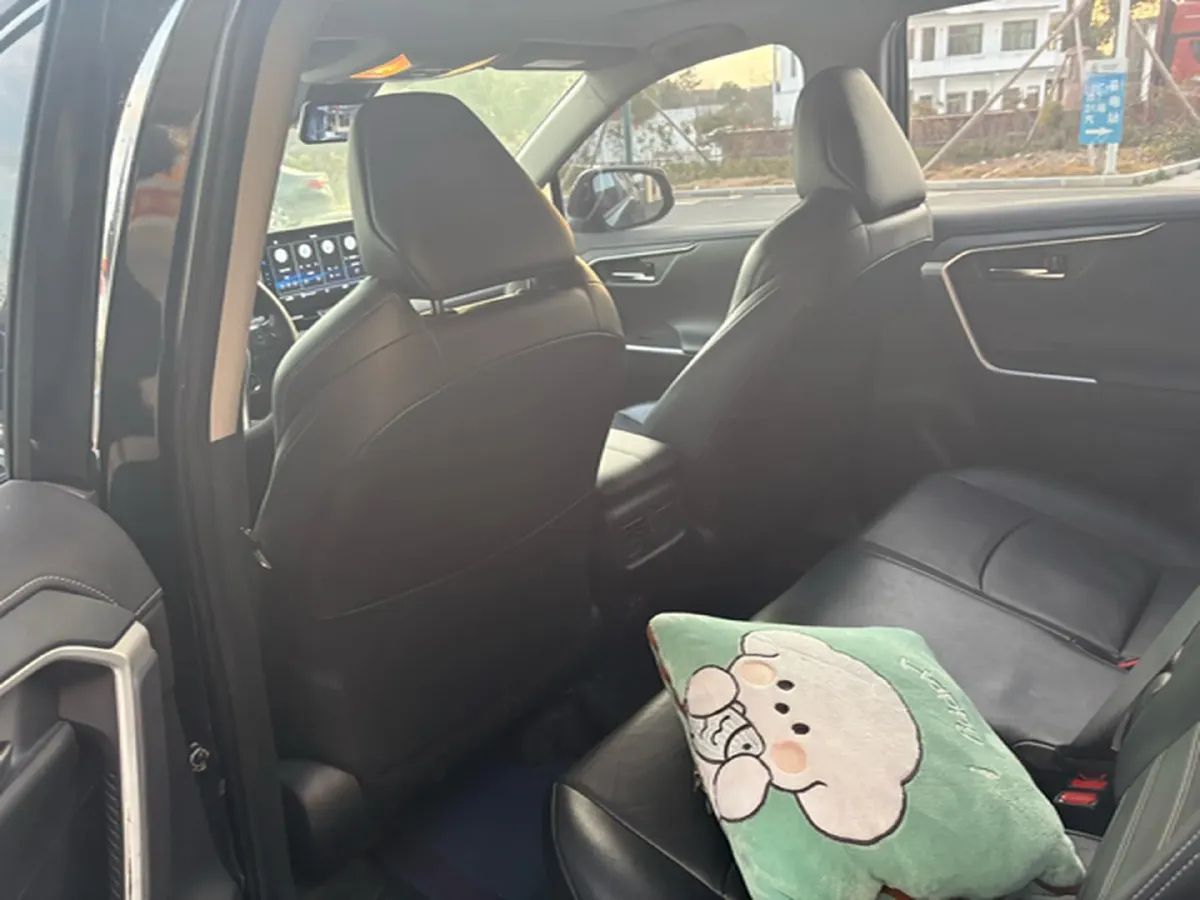 2021 Toyota Wildlander 2.0L 171HP L4 CVT,autocango,china used car exporter,china ev exporter,chinese used car exporter,chinese used ev exporter