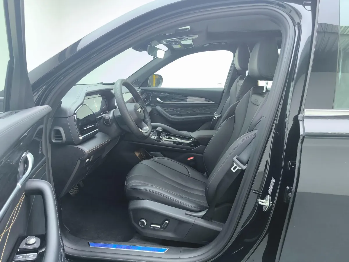 2024 Geely Monjaro 2.0T 218HP L4 7DCT,autocango,china used car exporter,china ev exporter,chinese used car exporter,chinese used ev exporter