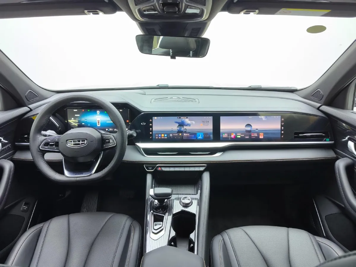 2024 Geely Monjaro 2.0T 218HP L4 7DCT,autocango,china used car exporter,china ev exporter,chinese used car exporter,chinese used ev exporter