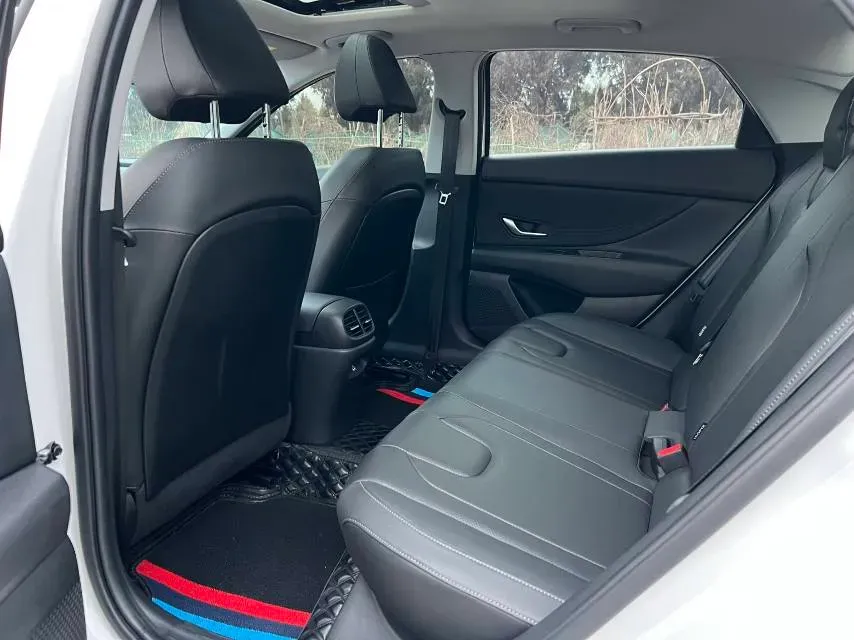 2022 Hyundai Elantra 1.5L 115HP L4 CVT,autocango,china used car exporter,china ev exporter,chinese used car exporter,chinese used ev exporter