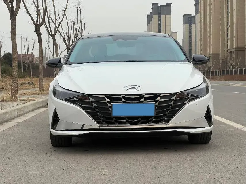 2022 Hyundai Elantra 1.5L 115HP L4 CVT,autocango,china used car exporter,china ev exporter,chinese used car exporter,chinese used ev exporter